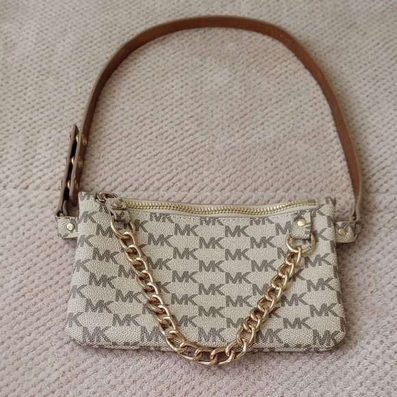 Michael Michael Kors Belt Bag - Picture 3 of 9